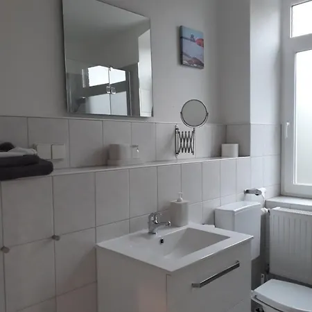 Bredenbecker Hof 호텔 *